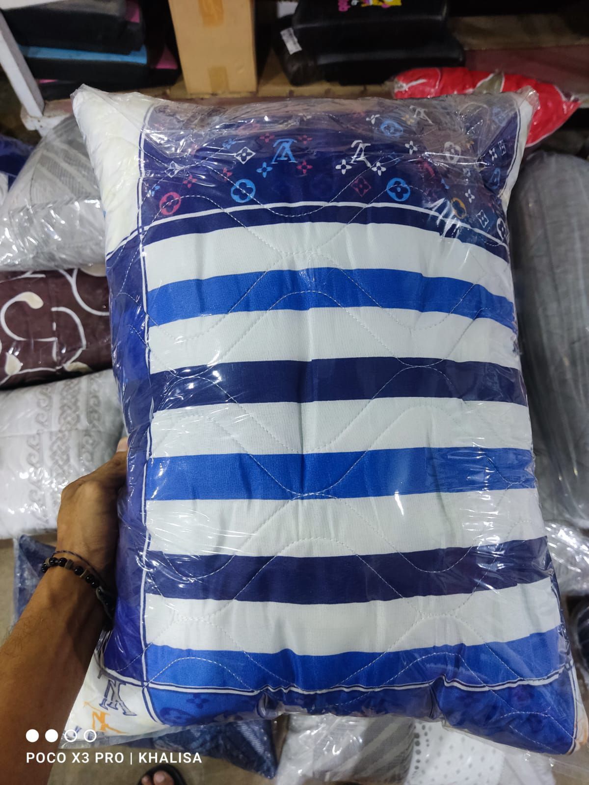 Bantal busa